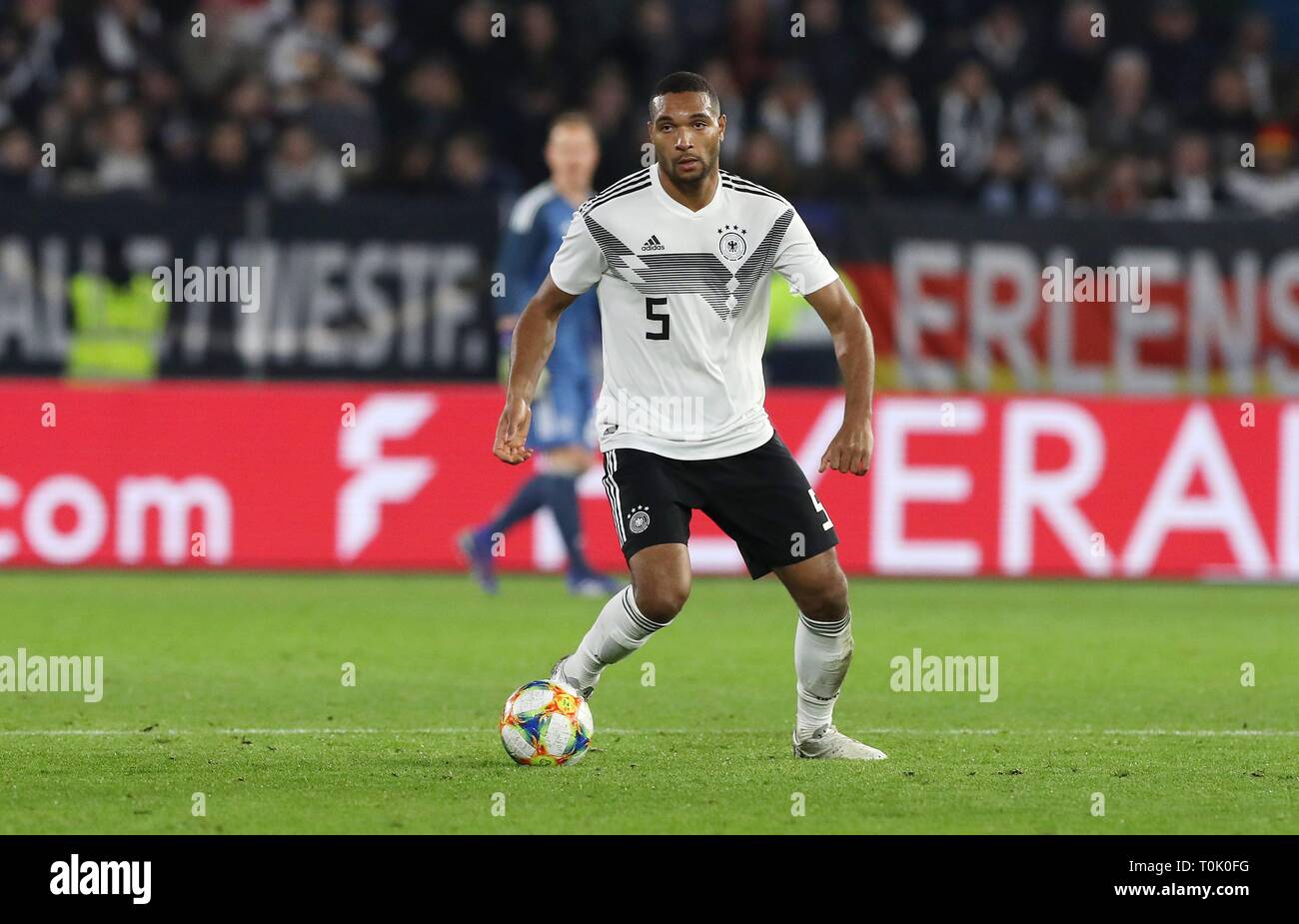 Wolfsburg, Allemagne. Mar 20, 2019., football, football firo 20.03.2019 Landerspiel, match amical, match amical saison 2019/2020, Nati, équipe nationale Allemande Allemagne, GER - Serbie SRB 1 : 1 GER Jonathan Tah, simple action | Conditions de crédit dans le monde entier : dpa/Alamy Live News Banque D'Images