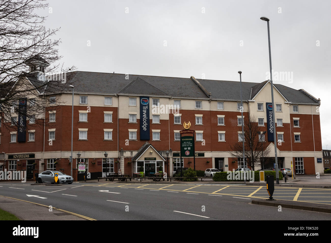 Travel Lodge and Hungry Horse pub, Kingston Crescent, Portsmouth, Hampshire, Royaume-Uni Banque D'Images