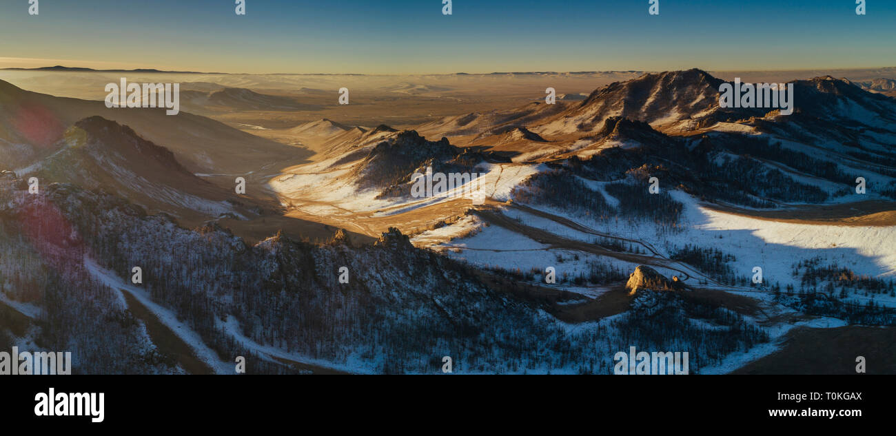 Lever du soleil en Suisse, mongole, Parc National de Gorkhi-Terelj en Mongolie Banque D'Images
