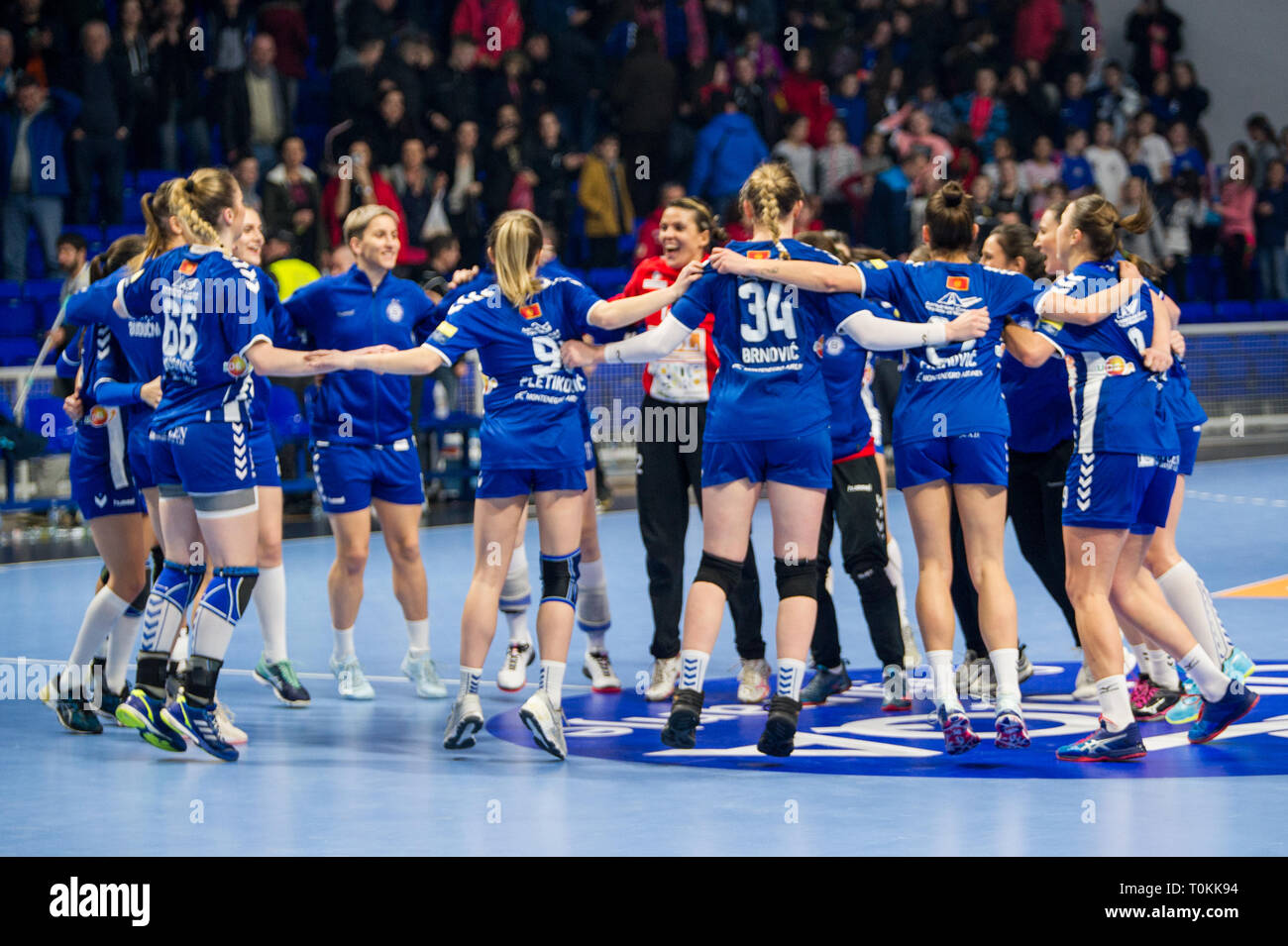 Buducnost célébrant la victoire contre Odense HC HC à Podgorica, la Champions League Handball Banque D'Images