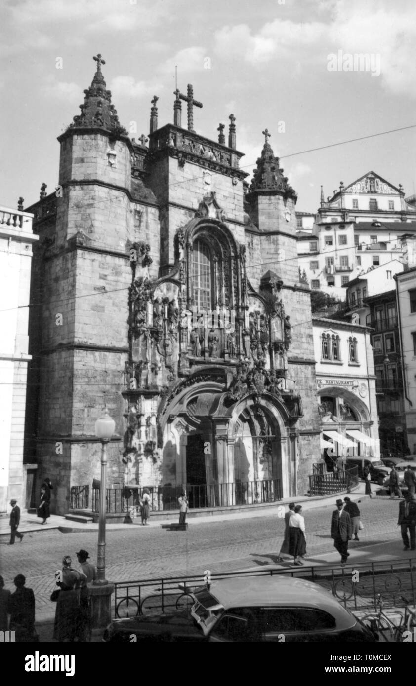 Géographie / voyage, Portugal, Coimbra, églises, l'église de le monastère de Santa Cruz, vue extérieure, photo carte postale, Ed. Marinho, 1950 Additional-Rights Clearance-Info-Not-Available- Banque D'Images