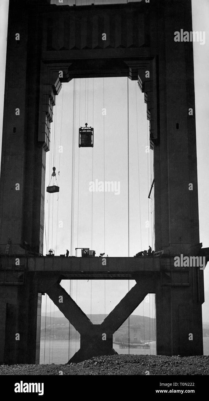 L'Amérique, Californie, San Francisco, la construction de la tour nord du Golden Gate Bridge, 1934 Banque D'Images