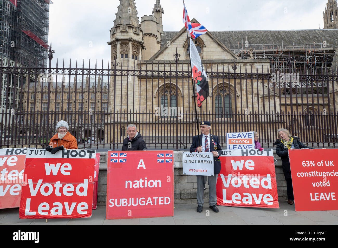Londres, Royaume-Uni. Mar 21, 2019. Londres, Royaume-Uni. Jeudi 21 mars 2019.Pro-Brexit manifestants à l'extérieur du Parlement, Crédit : Jason Richardson/Alamy Live News Banque D'Images