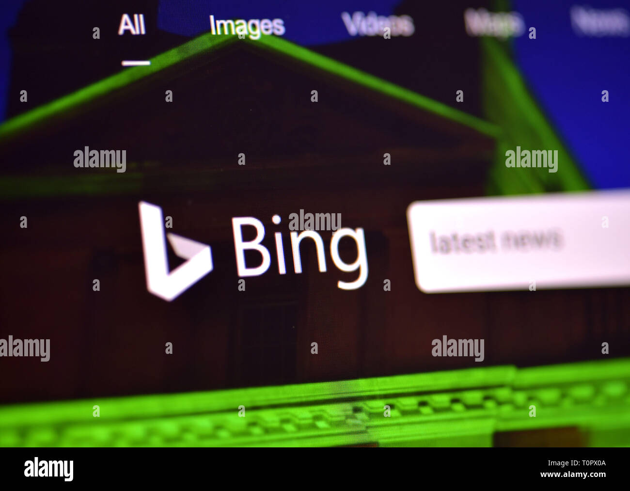 Stock photo de l'icône des médias sociaux Bing sur sa page d'accueil d'un ordinateur portable. Banque D'Images