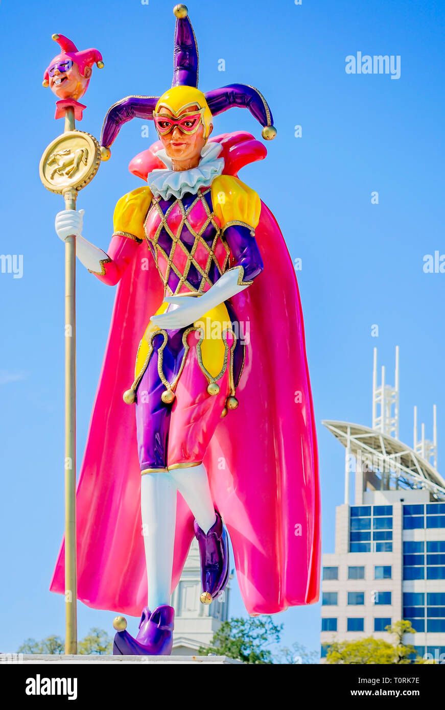 Un Mardi Gras jester est commémoré par une statue à Mardi Gras Park à Mobile, en Alabama, le 19 mars 2019. Banque D'Images