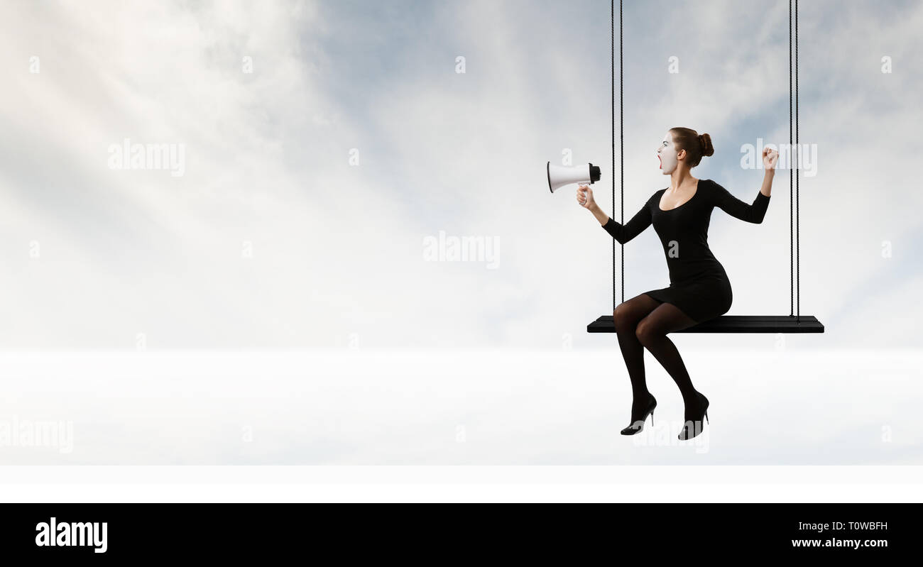 Jeune femme mime. Technique mixte Banque D'Images