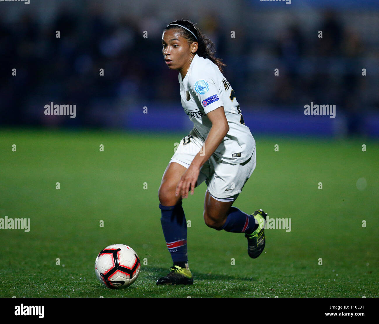 Londres, Angleterre - 21 Mars : Perle Morroni du Paris Saint-Germain Feminies au cours de Women's Champions League 1ère manche remporteront entre Chelsea FC Wo Banque D'Images