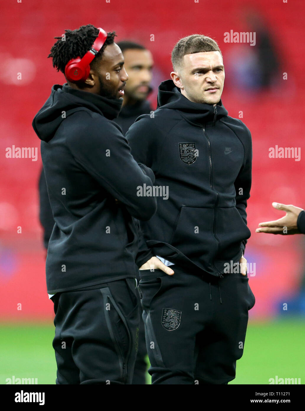 L'Angleterre Kieran Trippier (droite) de l'avant de l'UEFA Euro 2020, Groupe de qualification un match au stade de Wembley, Londres. Banque D'Images