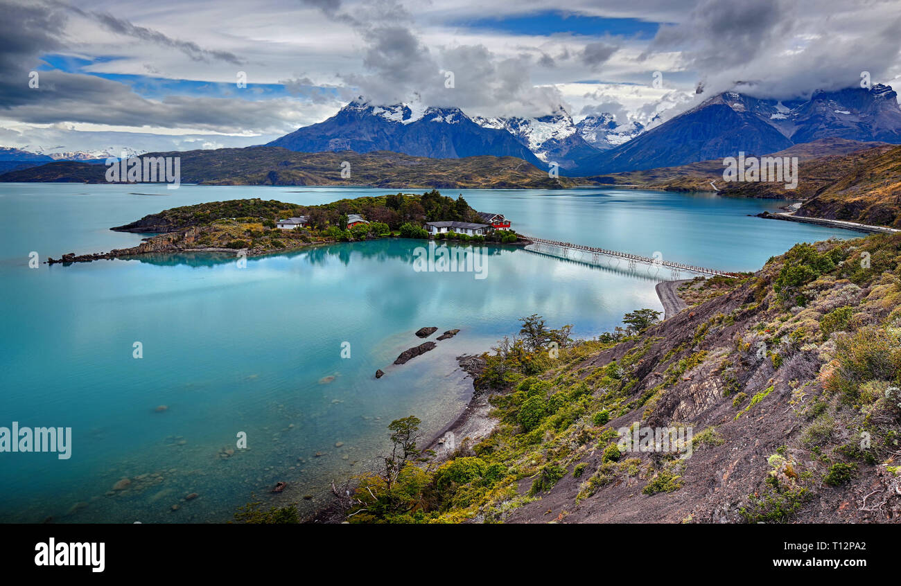 Le lac Pehoe - Torres del Paine N.P. (Patagonie, Chili) Banque D'Images