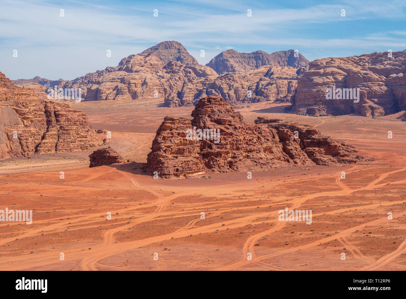 Le désert de Wadi Rum, ou la vallée de la Lune, en Jordanie Banque D'Images