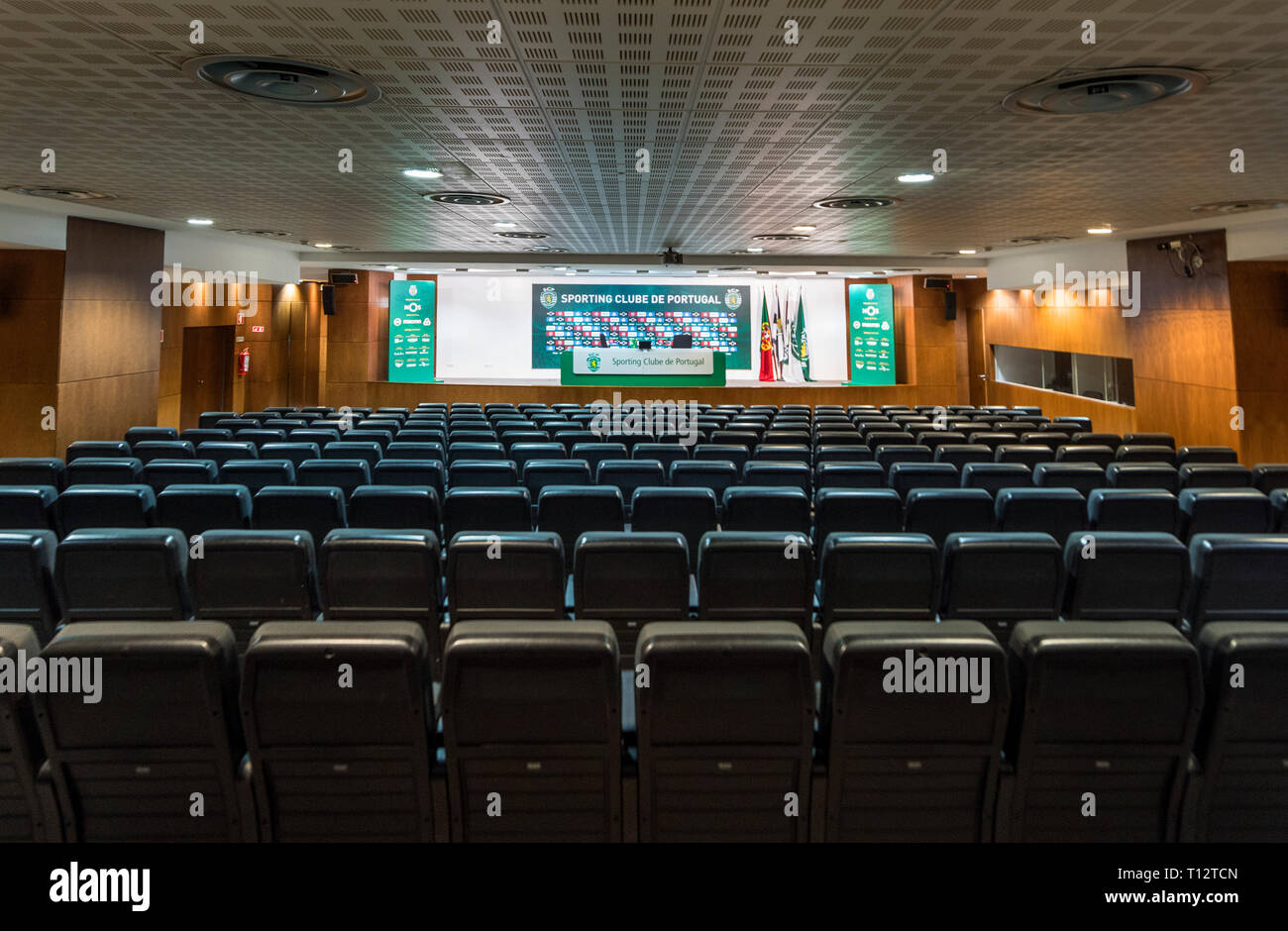 Salle de presse à José Alvalade Stadium - l'arène officielle du FC Sporting. Lisboa, Portugal Banque D'Images