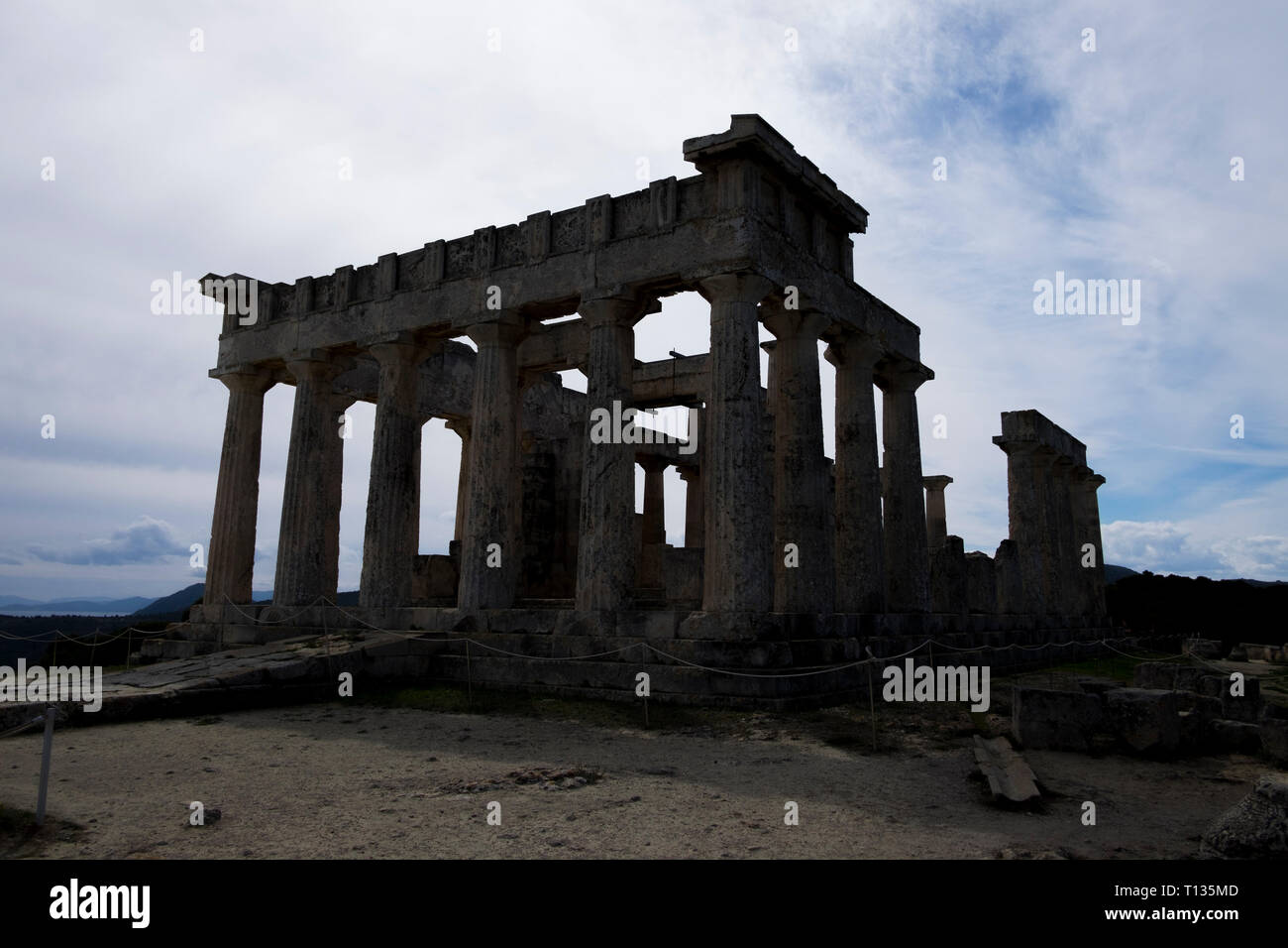 Une spectaculaire vue du temple grec d'Aphaia sur l'île d'Egine, en Grèce. Banque D'Images