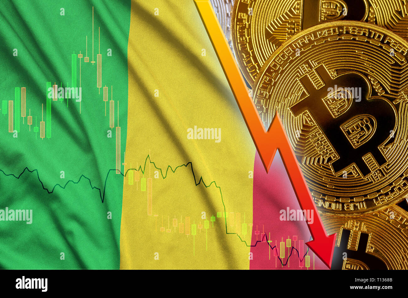 Mali drapeau et cryptocurrency baisse avec deux des bitcoins sur dollar  bills et affichage du code binaire. Concept de Bitcoin réduction de prix et  mauvaise co Photo Stock - Alamy