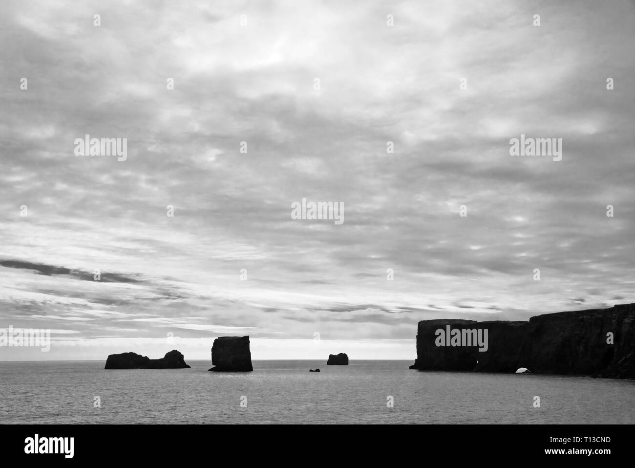 Arch Rock à Dyrholaey, Vik, Islande Banque D'Images
