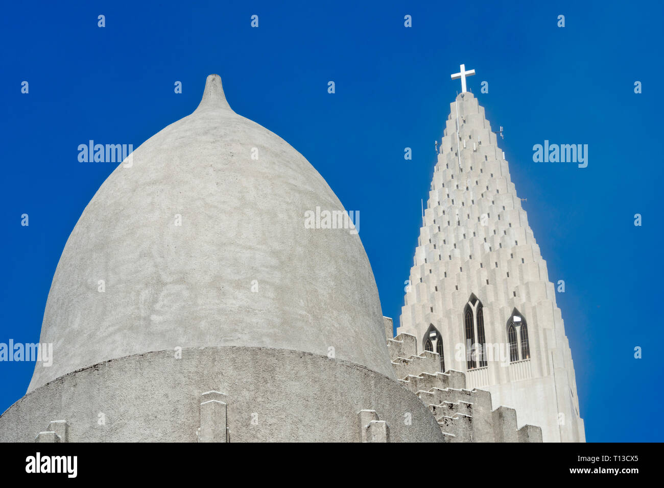 L'église Hallgrimskirkja, Reykjavik, Islande Banque D'Images