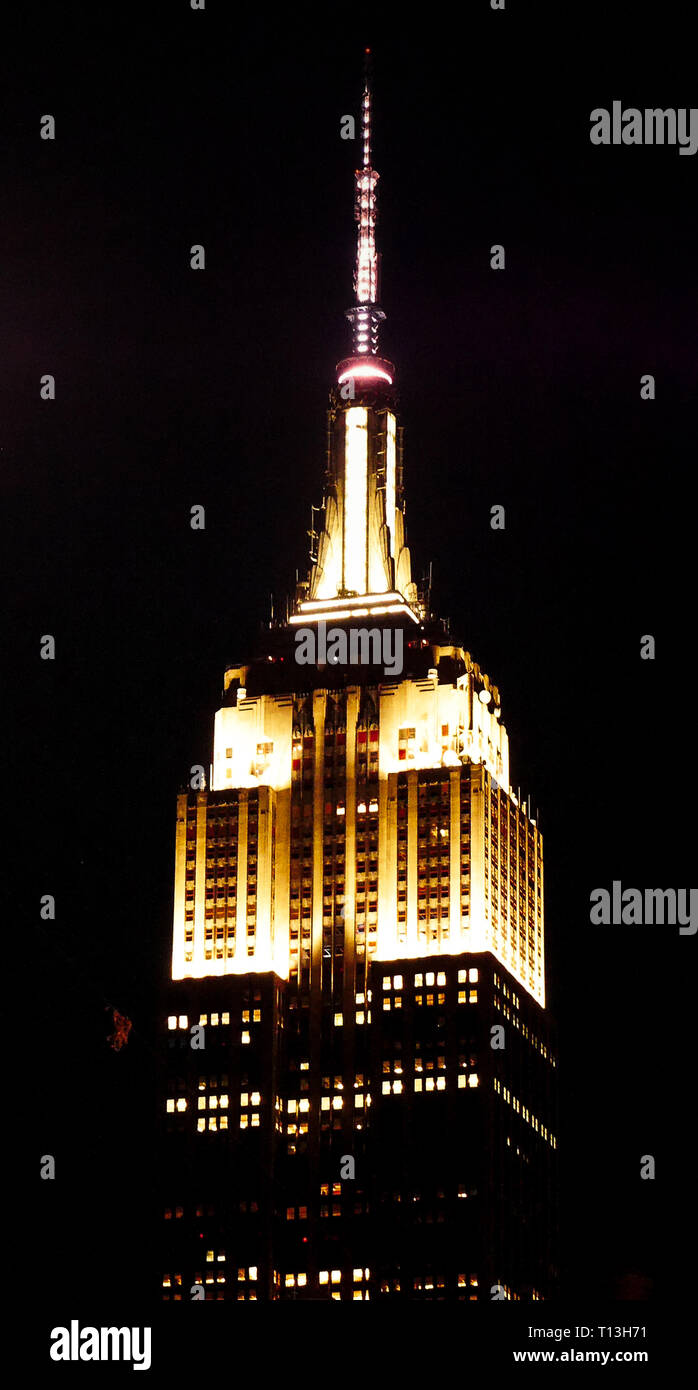 Gratte-ciel de la ville de New York pendant le coucher du soleil Banque D'Images