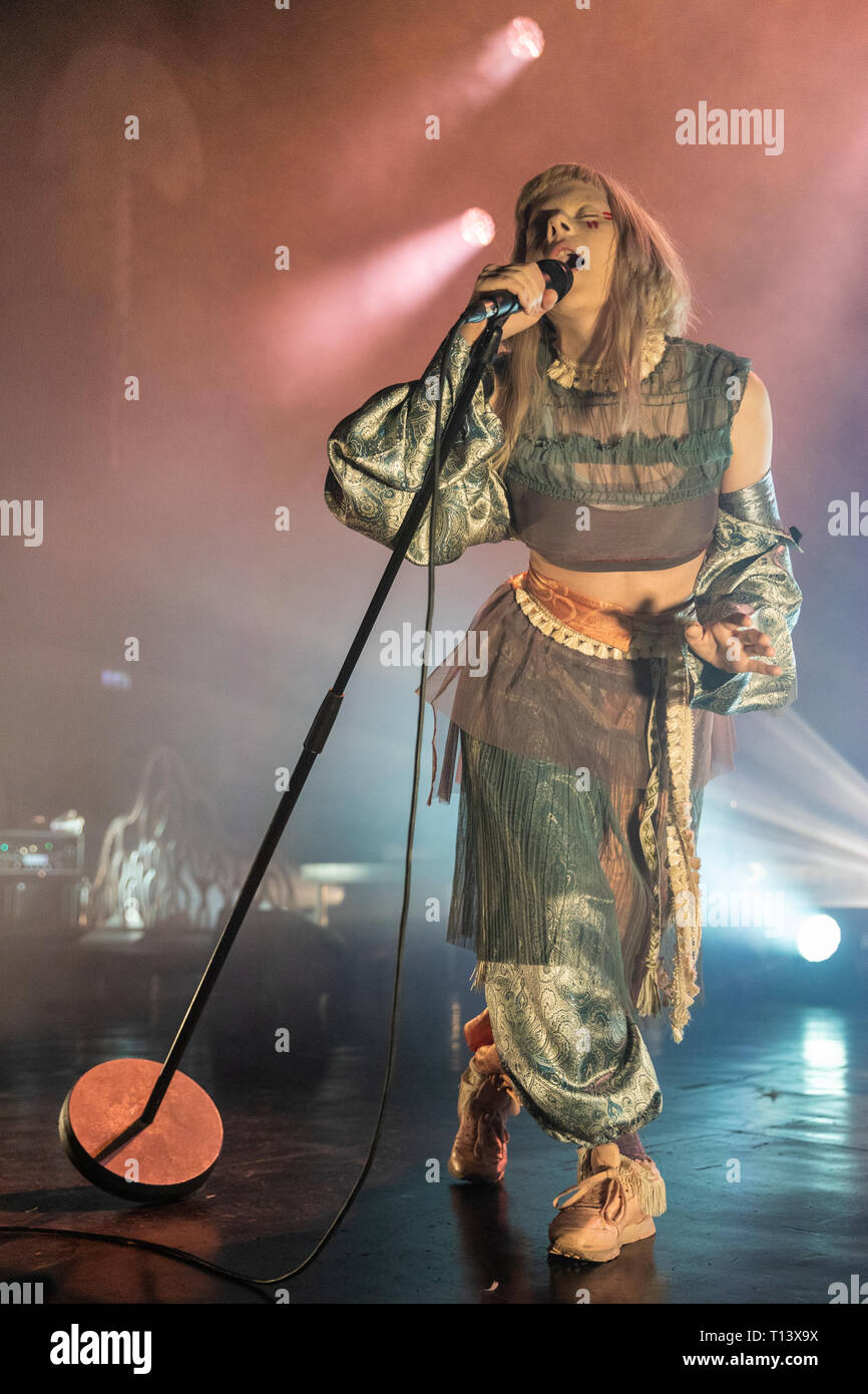 Oslo, Norvège. Mar 22, 2019. Norvège, Oslo - Mars 22, 2019. La chanteuse norvégienne, musicien et auteur-compositeur Aurora effectue un concert live à Sentrum Scene à Oslo. (Photo crédit : Gonzales Photo/Alamy Live News Banque D'Images