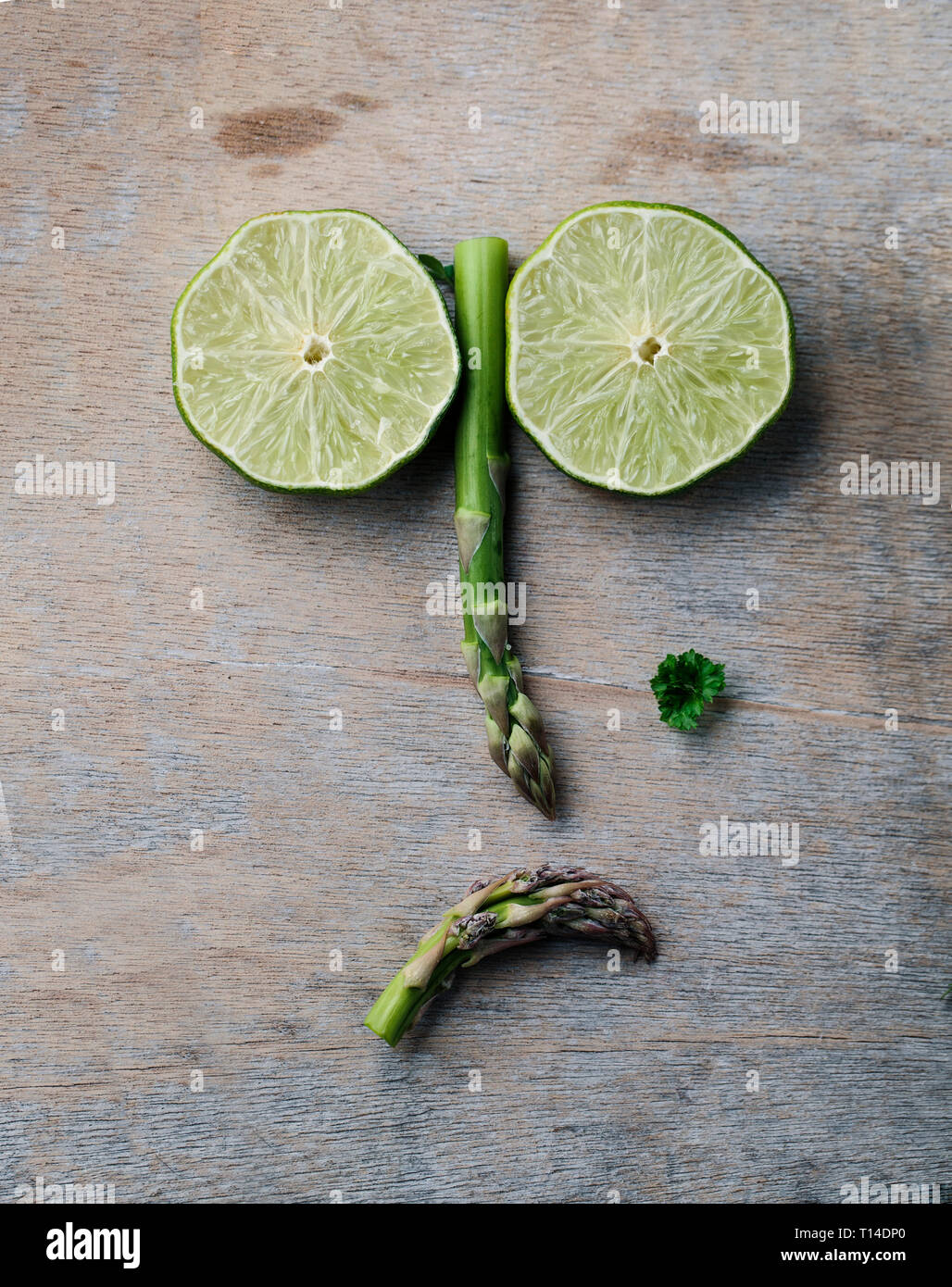 Studio Nature morte au visage de légumes Banque D'Images