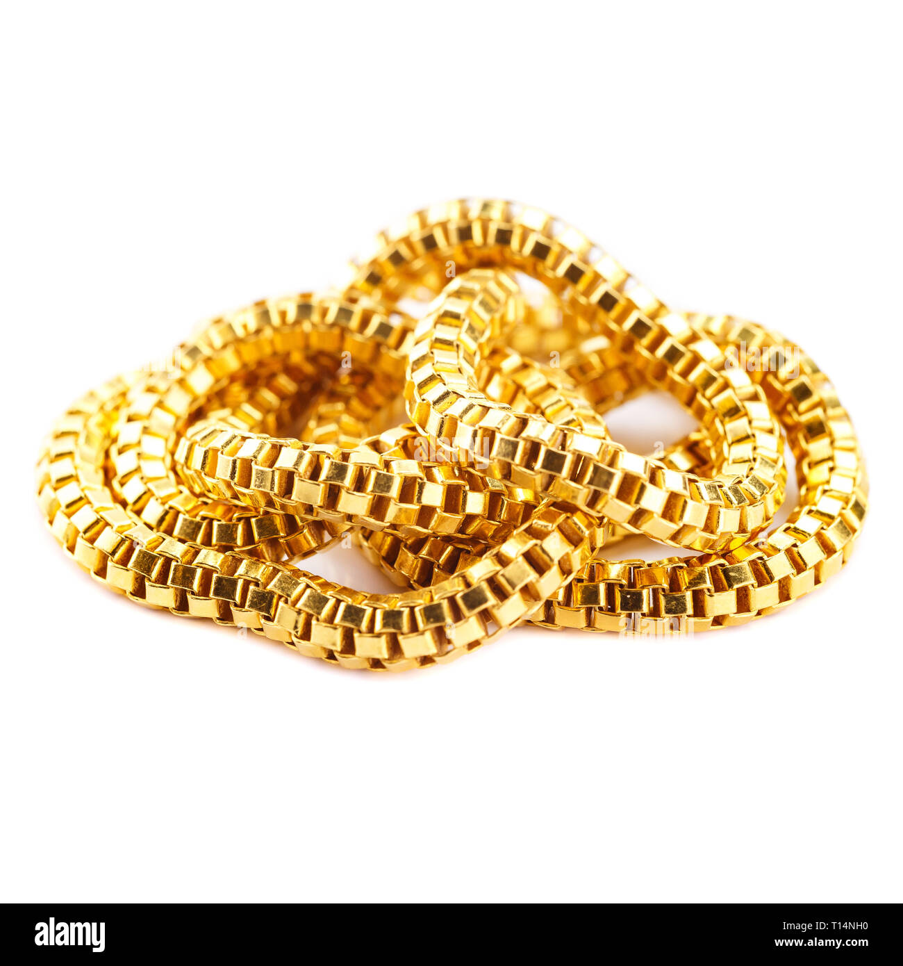 Chaîne en or massif pur collier bracelet sur fond blanc (24k gold isolé  Photo Stock - Alamy
