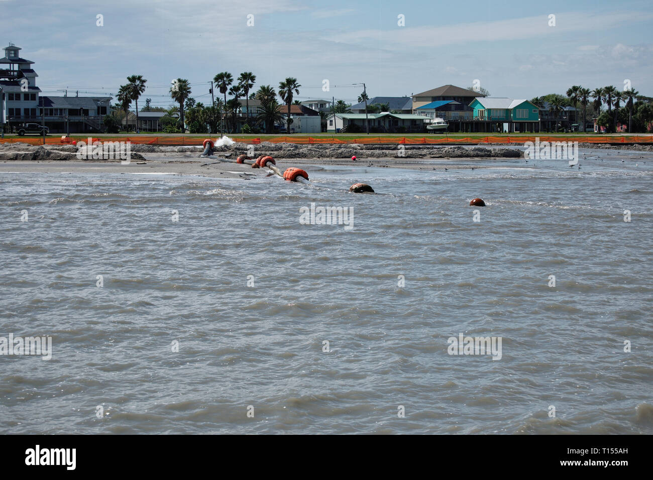 Sur une ligne de bouées flottant dans l'océan Banque D'Images