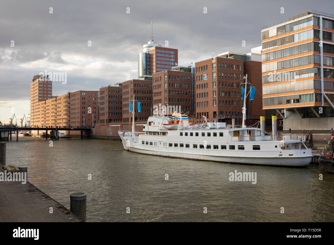 Allemagne, Hambourg, HafenCity, Sandtorhafen Banque D'Images