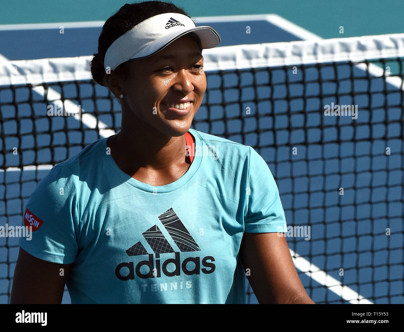 Miami, USA. Mar 21, 2019. Naomi Osaka du Japon joue sur une cour pratique au Hard Rock stade lors de l'Open de Miami le 21 mars 2019 à Miami Gardens, en Floride. (Paul Hennessy/Alamy) Crédit : Paul Hennessy/Alamy Live News Banque D'Images