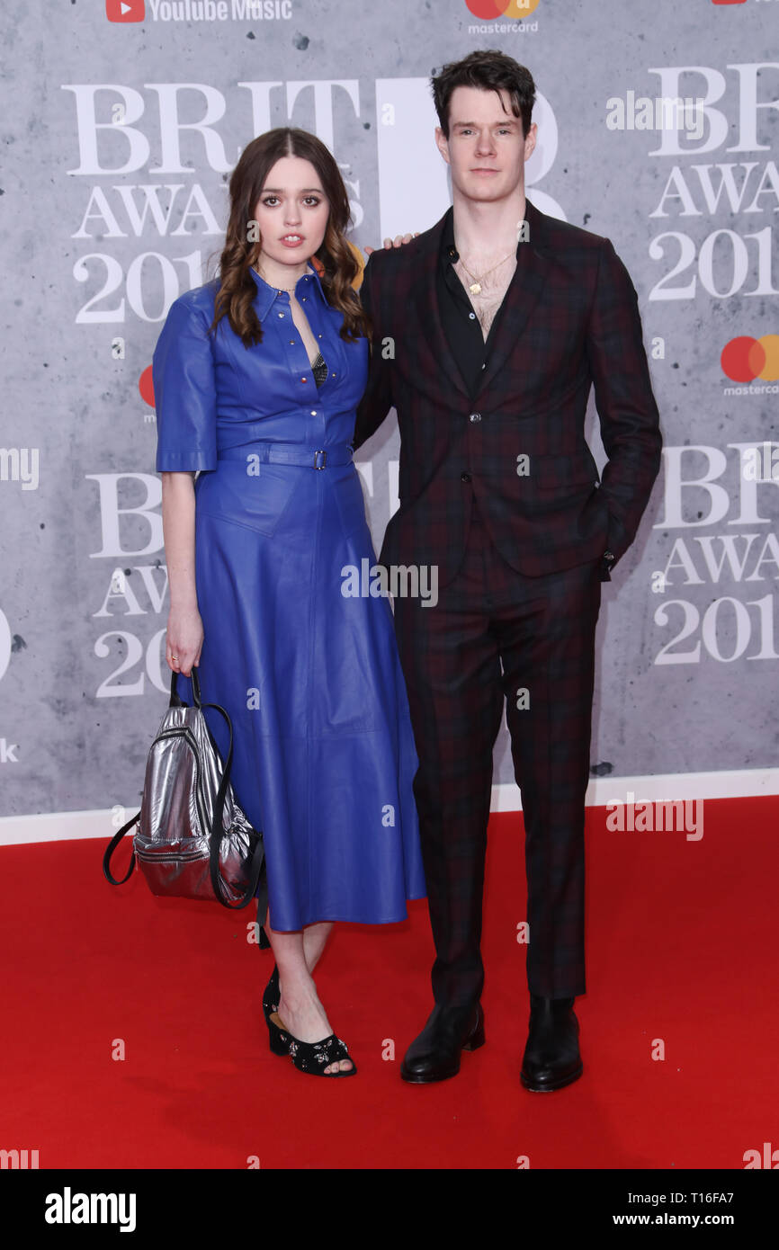 Les Brit Awards 2019 qui a eu lieu à l'O2 - Arrivées comprend : Aimee Lou Wood, Connor Swindells Où : Londres, Royaume-Uni Quand : 20 Feb 2019 Credit : Lia Toby/WENN.com Banque D'Images