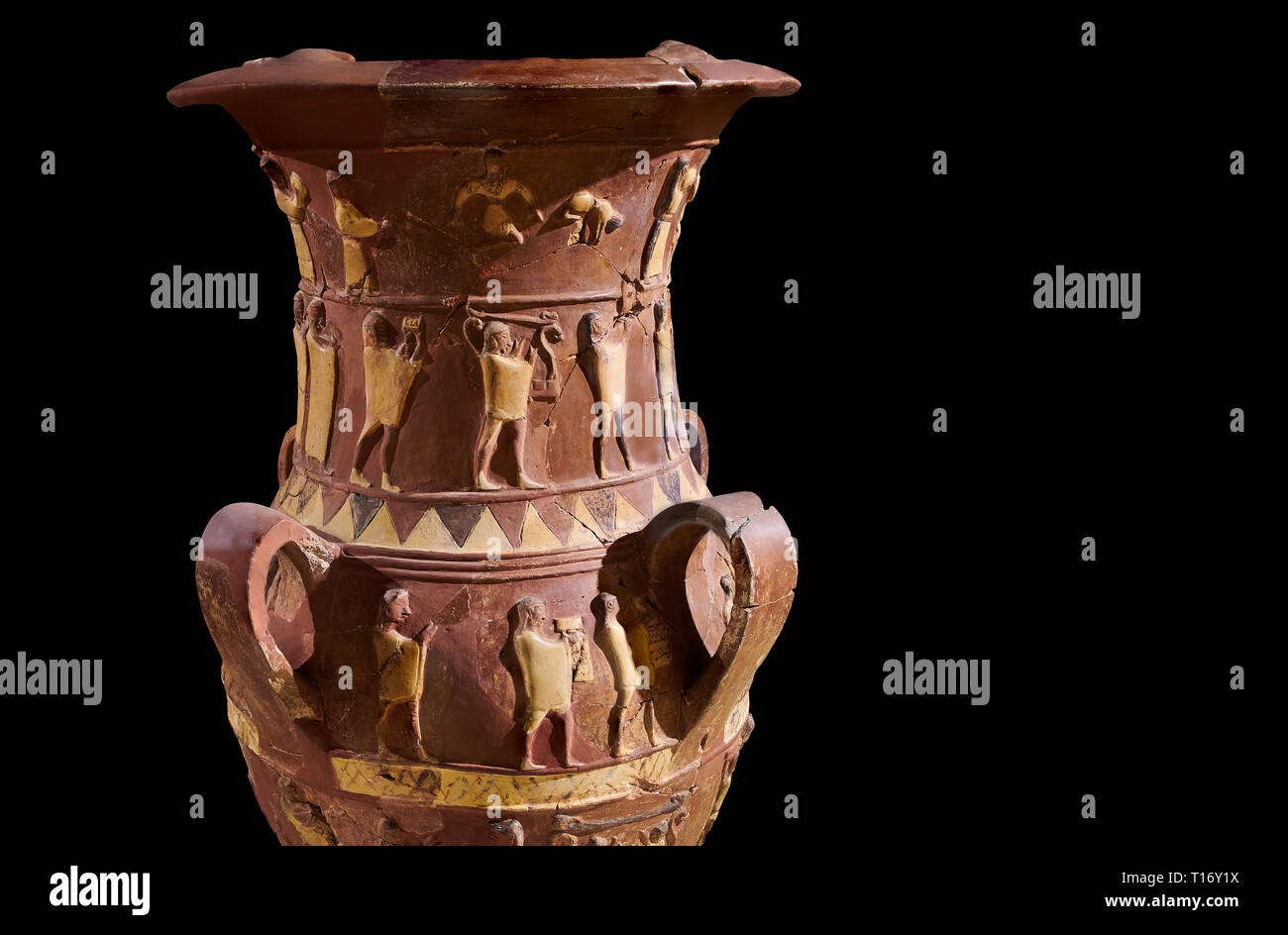 Inandik secours culte Hittite décoré de libation vase avec quatre frises décoratives avec chiffres colorés en crème, rouge et noir. La voie processionnelle Banque D'Images