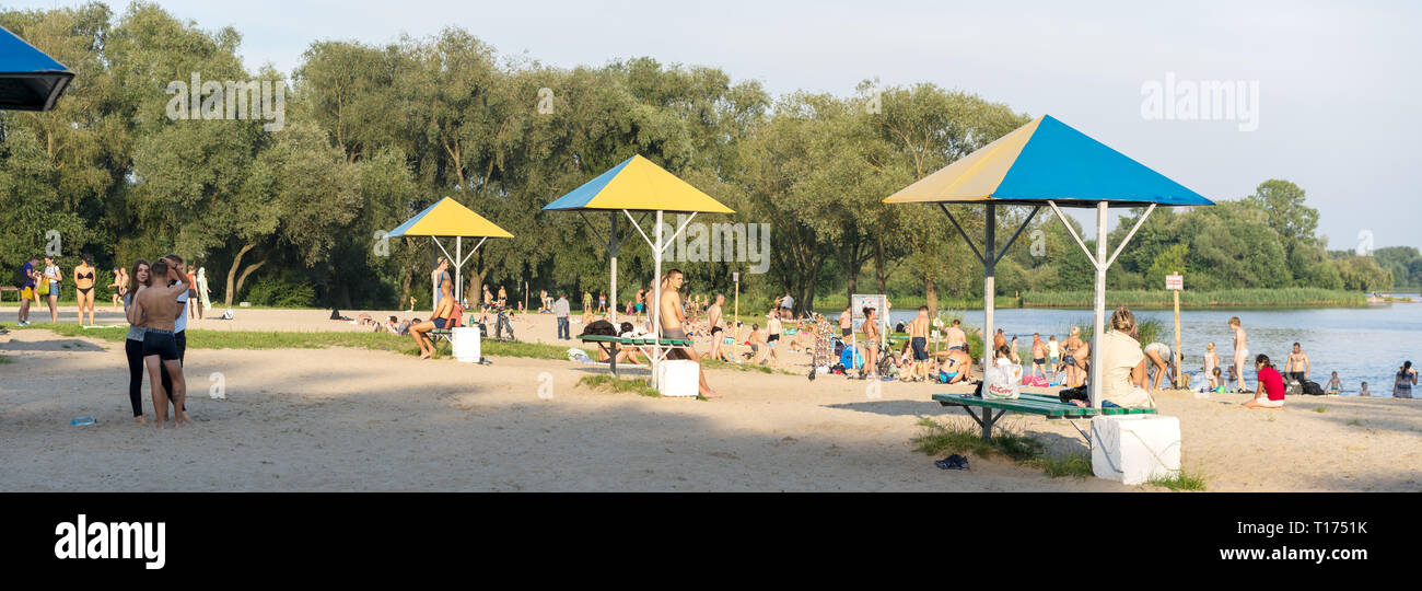 Brest, Biélorussie - Juillet 30, 2018 : City Beach, ville de Brest Banque D'Images