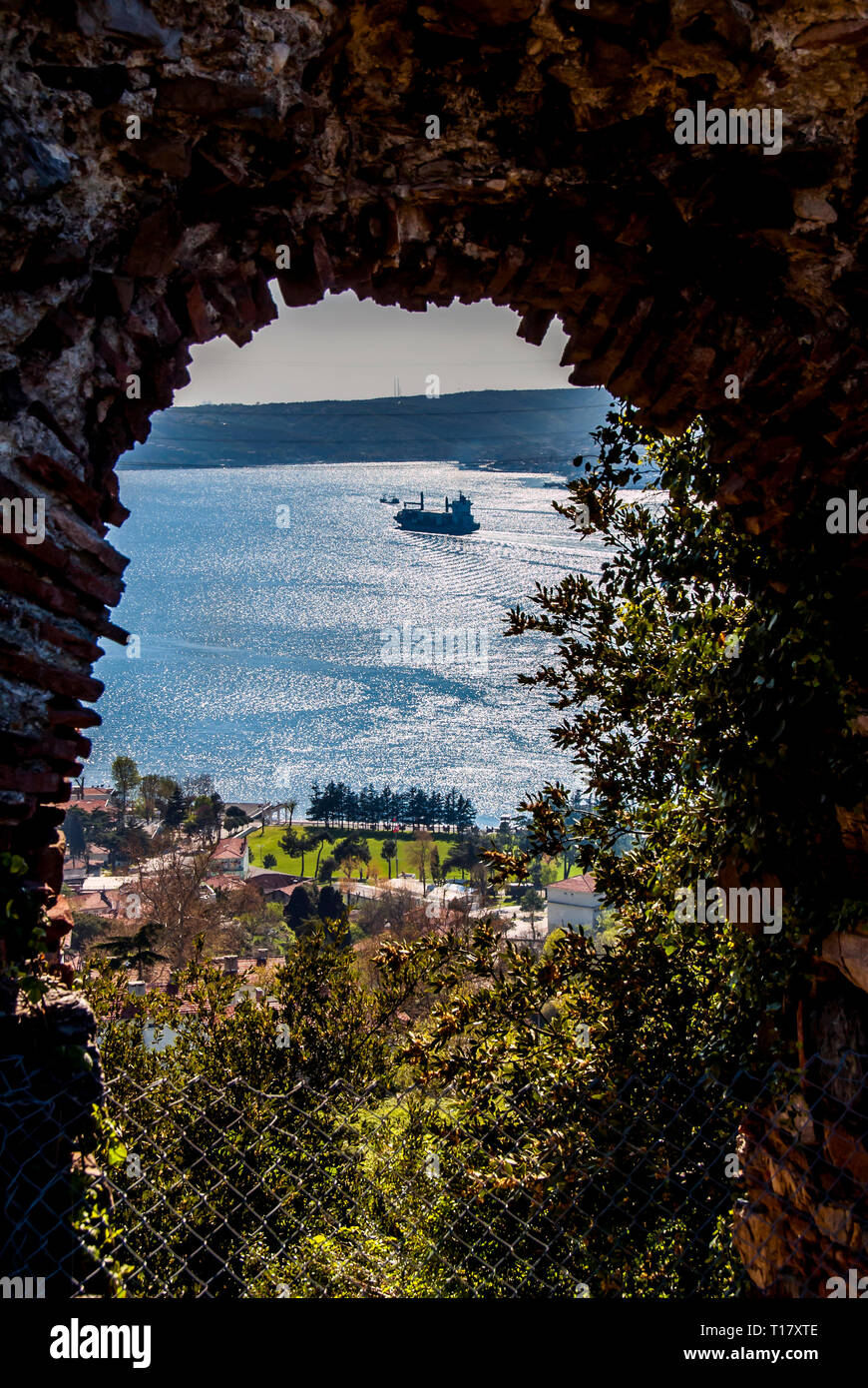 Istanbul, Turquie, 17 avril 2006 : Bosphore Anadolu Kavagi,, Yoros Castle Banque D'Images