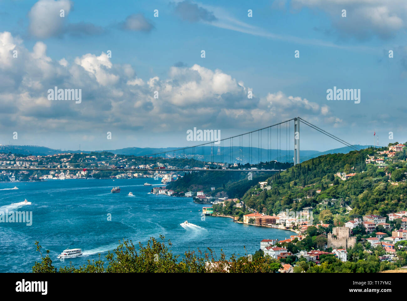 Istanbul, Turquie, 20 août 2016 : Bosphore, le pont Fatih Sultan Mehmet Banque D'Images