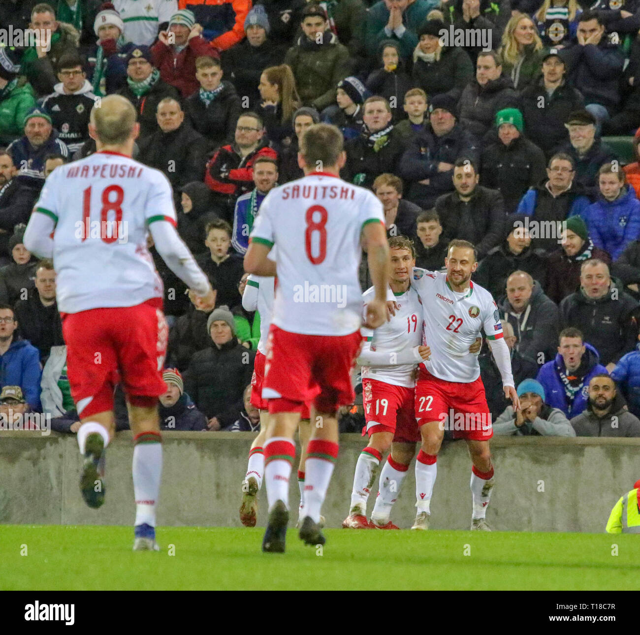 Stade national de football à Windsor Park, Belfast, Irlande du Nord. 24 mars 2019. UEFA EURO 2020 - Qualification d'Irlande du Nord / Belarus. Action de sessions de jeu. Igor Stasevich (22) célèbre son but pour le Bélarus. Crédit : David Hunter/Alamy Live News. Banque D'Images