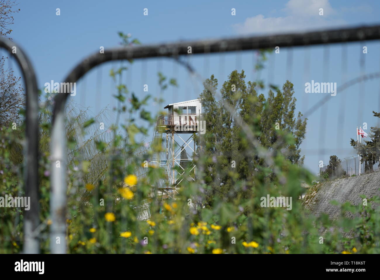 Nicosia est habitée depuis plus de 4500 ans et est la capitale de Chypre depuis le 10e siècle. Le pays divisé après la guerre de 1974. Banque D'Images