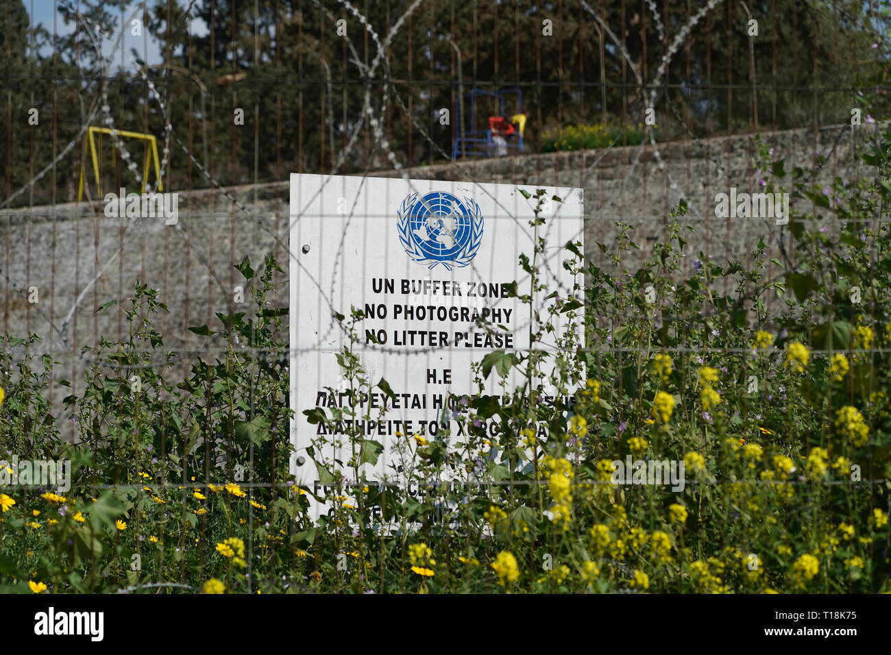 Nicosia est habitée depuis plus de 4500 ans et est la capitale de Chypre depuis le 10e siècle. Le pays divisé après la guerre de 1974. Banque D'Images