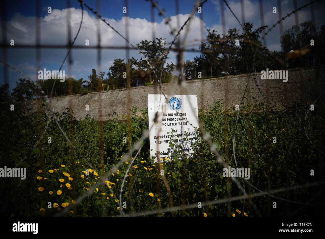 Nicosia est habitée depuis plus de 4500 ans et est la capitale de Chypre depuis le 10e siècle. Le pays divisé après la guerre de 1974. Banque D'Images
