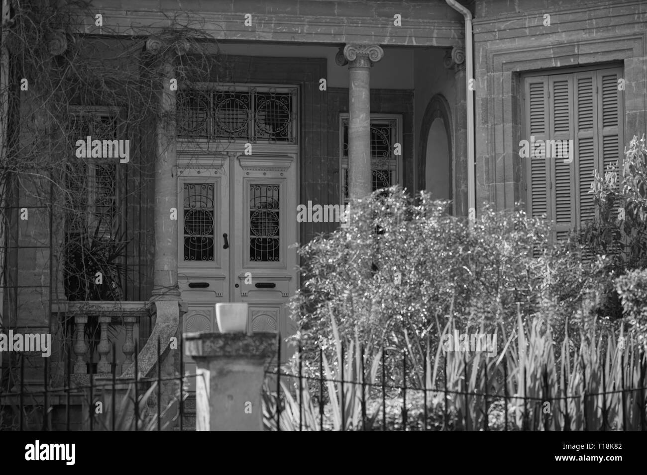 Nicosia est habitée depuis plus de 4500 ans et est la capitale de Chypre depuis le 10e siècle. Le pays divisé après la guerre de 1974. Banque D'Images