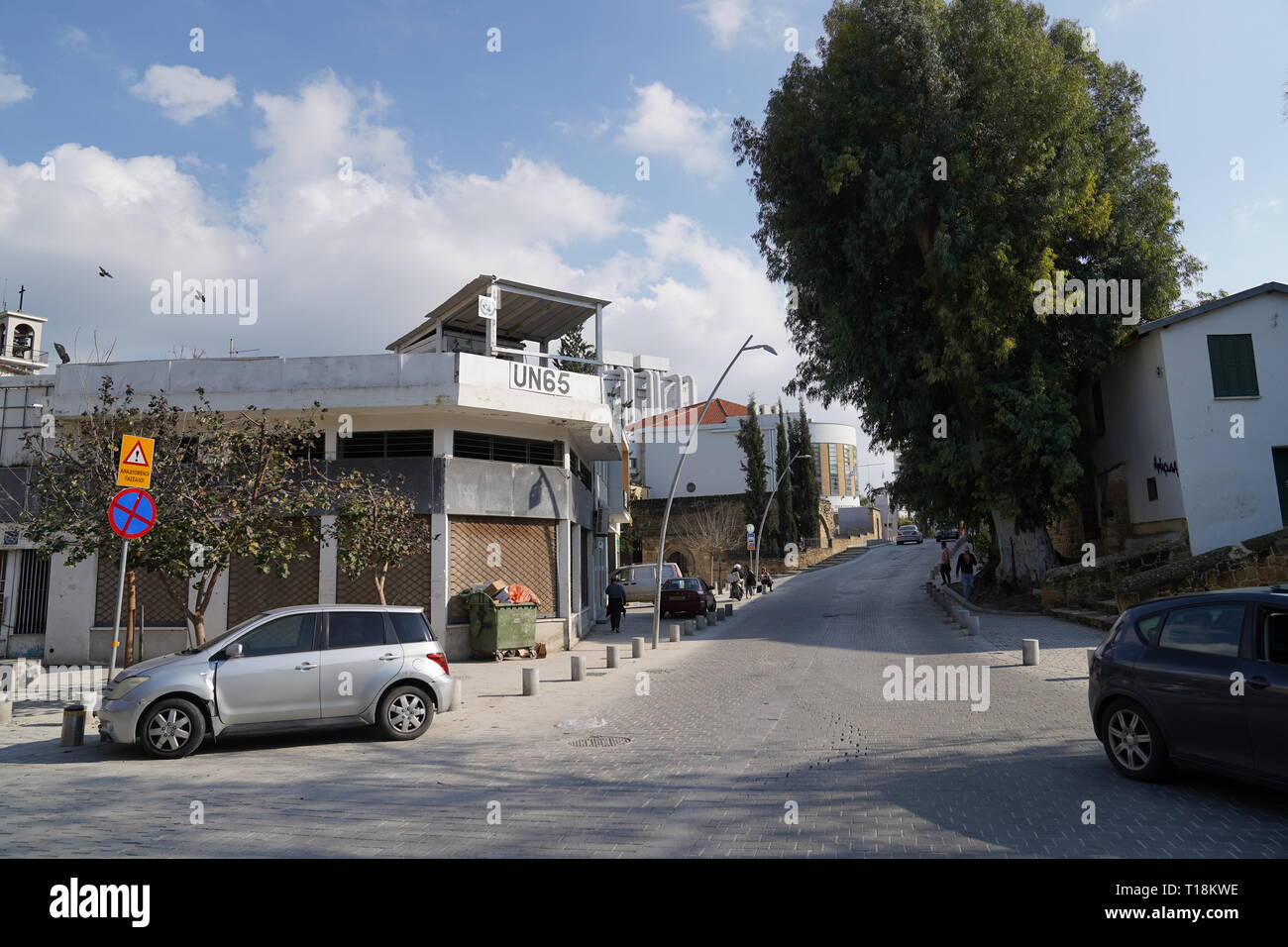 Nicosia est habitée depuis plus de 4500 ans et est la capitale de Chypre depuis le 10e siècle. Le pays divisé après la guerre de 1974. Banque D'Images