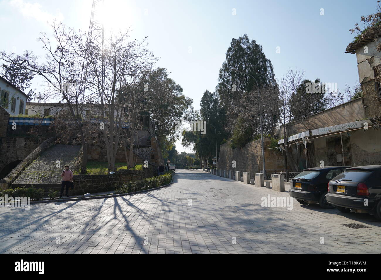 Nicosia est habitée depuis plus de 4500 ans et est la capitale de Chypre depuis le 10e siècle. Le pays divisé après la guerre de 1974. Banque D'Images