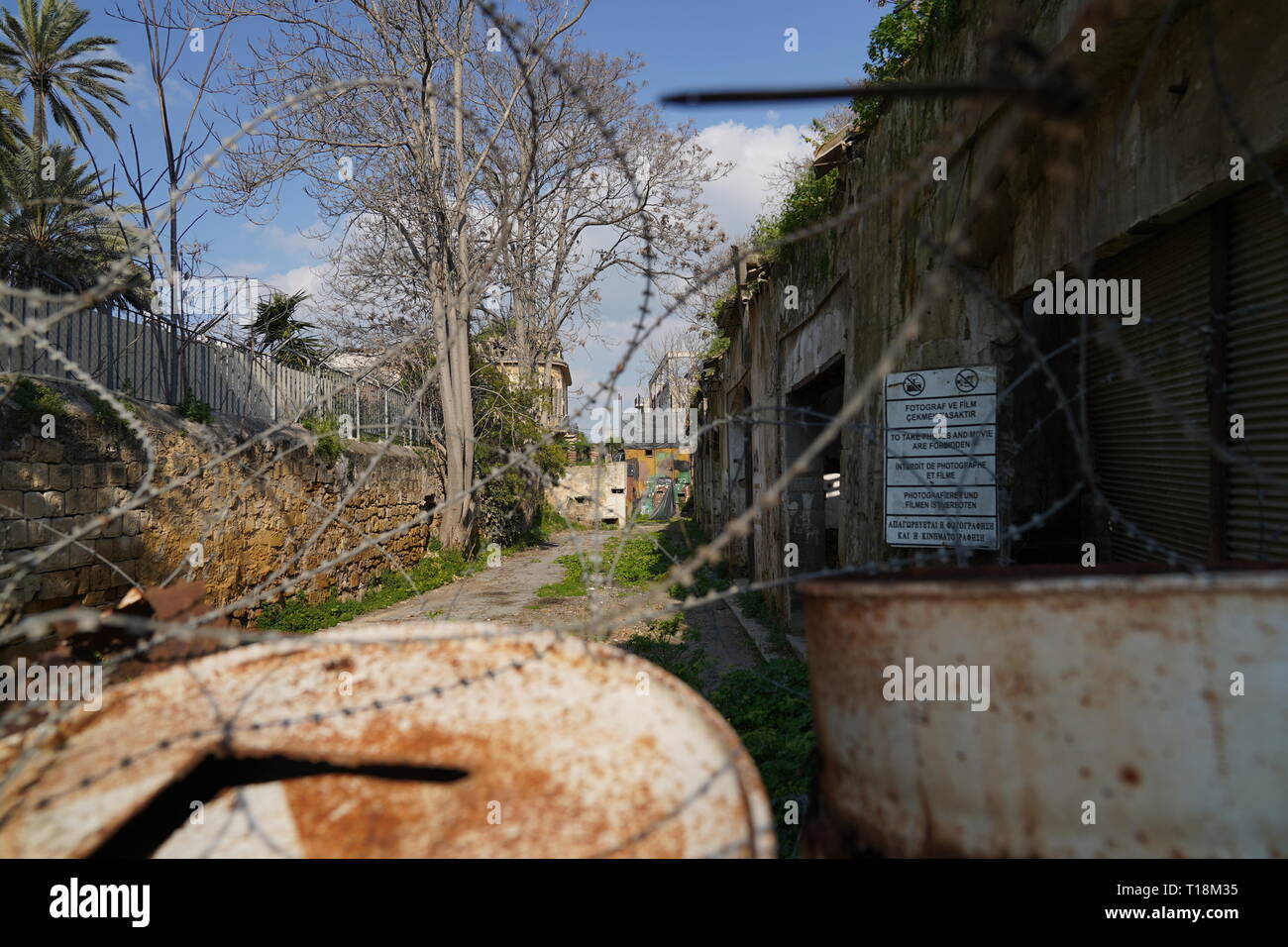 Nicosia est habitée depuis plus de 4500 ans et est la capitale de Chypre depuis le 10e siècle. Le pays divisé après la guerre de 1974. Banque D'Images
