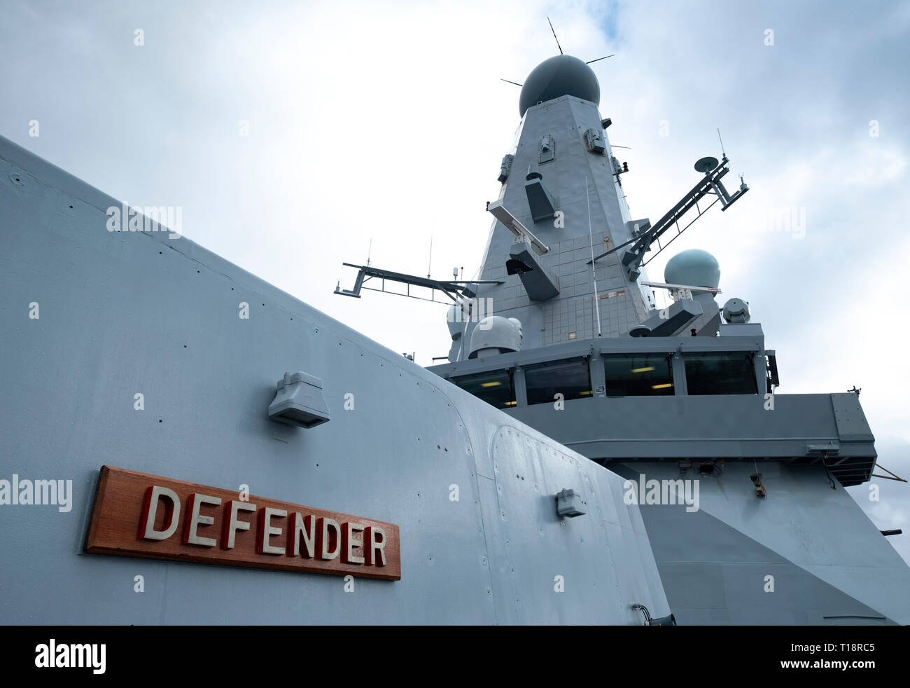 24 mars, 2109, Glasgow, Ecosse, Royaume-Uni. Le HMS Defender destroyer Type 45 amarrés à quai à Govan en visite à Glasgow, Écosse, Royaume-Uni Banque D'Images