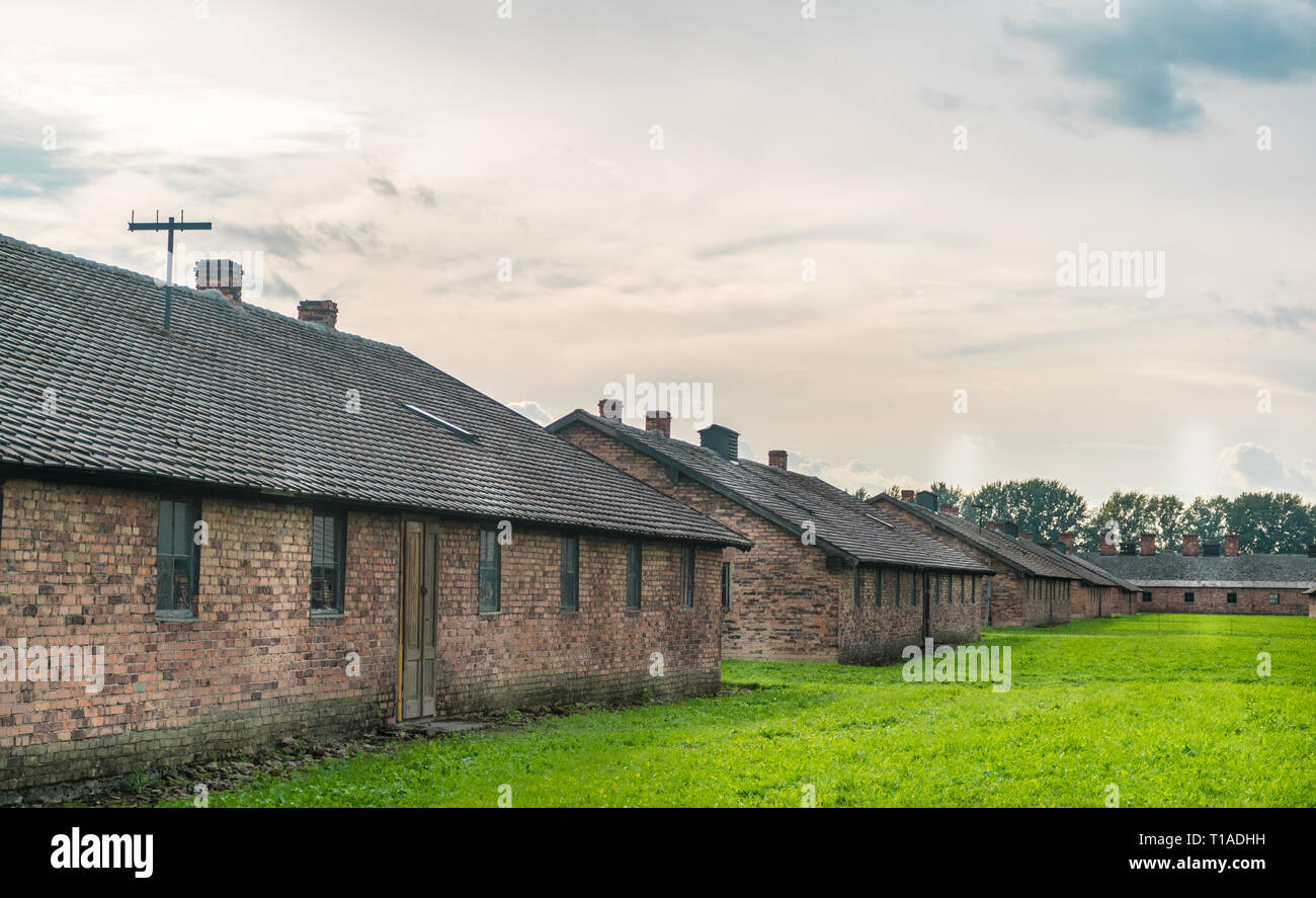 Oswiencim, Pologne - 21 septembre 2019 : le camp de concentration de Birkenau. Caserne de la mort. Camp d'extermination des juifs l'histoire. Banque D'Images