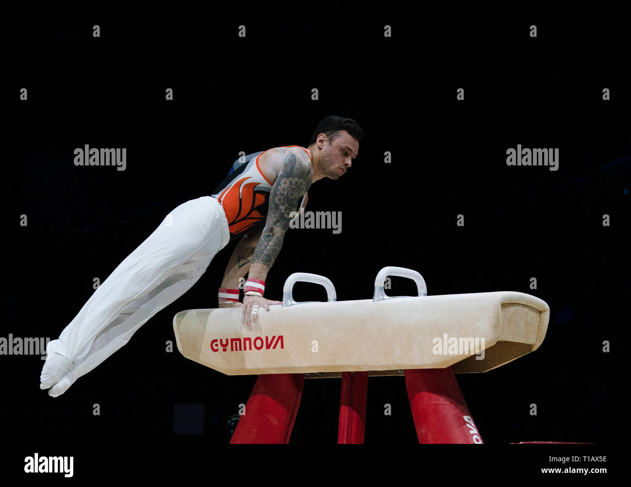 Bart Deurloo (Pays-Bas) en action lors de la Coupe du Monde de Gymnastique 2019 à Birmingham Arena de Genting. Banque D'Images