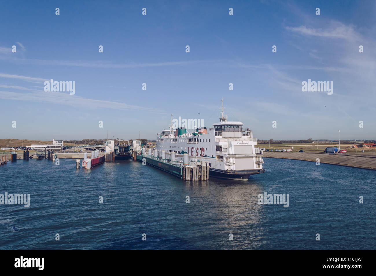 Texel, aux Pays-Bas, le 13 octobre 2018 : Ferry Teso qui transporte des voitures et personnes entre Texel Banque D'Images