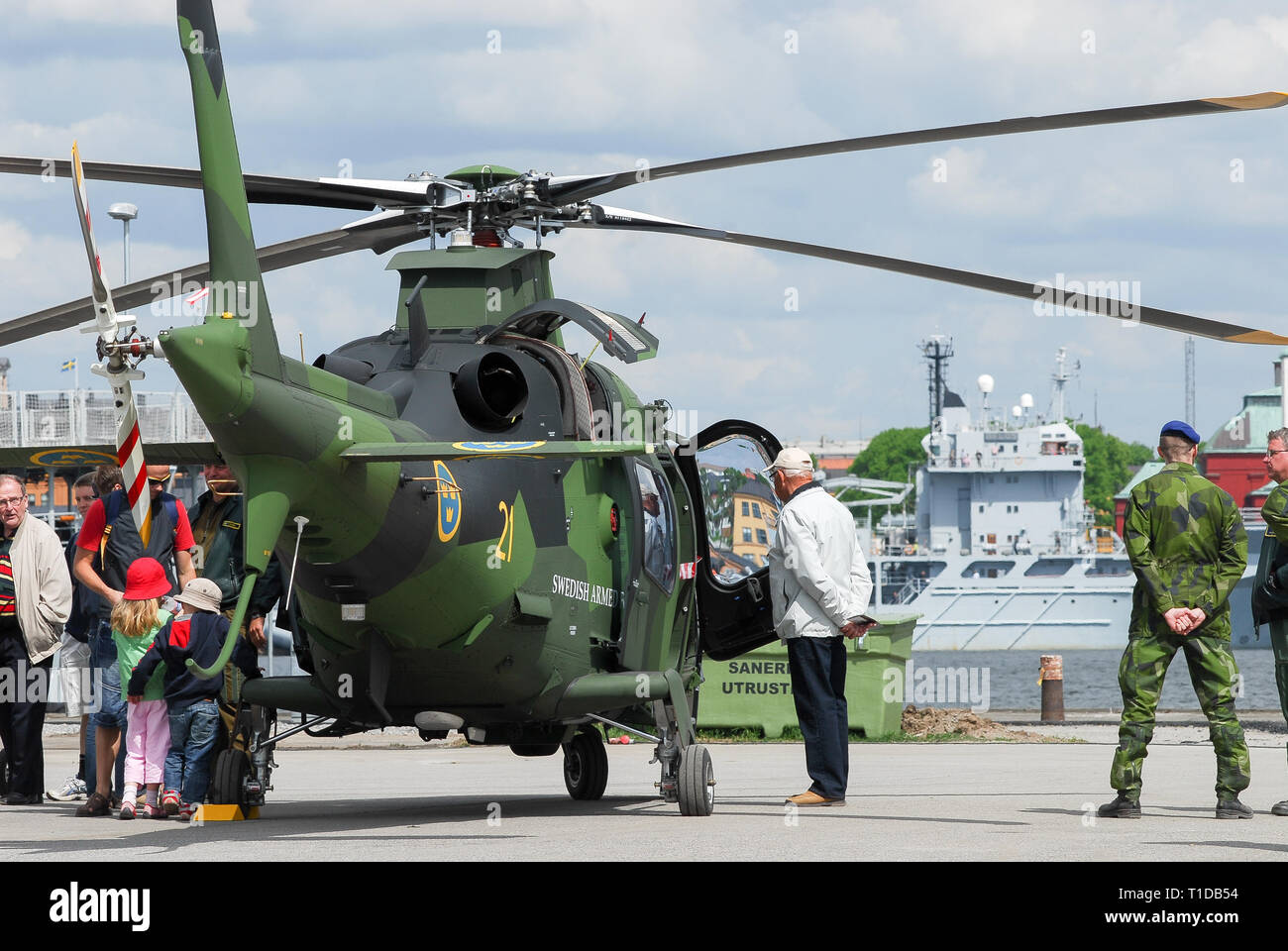 HKP 15 version Suédoise d'AgustaWestland AW109 pendant Marinens Dag (Journée de la Marine) à Karlskrona Karlskrona (örlogsbas naval base) dans la liste du patrimoine mondial de Banque D'Images