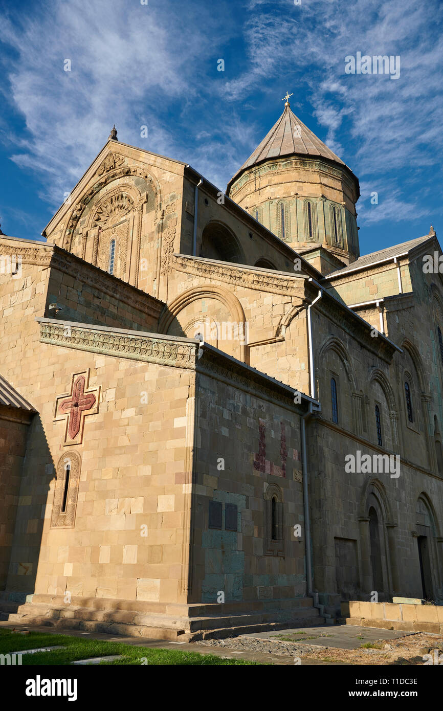 Close up photo & image de l'extérieur et coupole de l'Église orthodoxe de la cathédrale de Svetitskhoveli géorgienne (cathédrale de la vie , Mtskh pilier) Banque D'Images