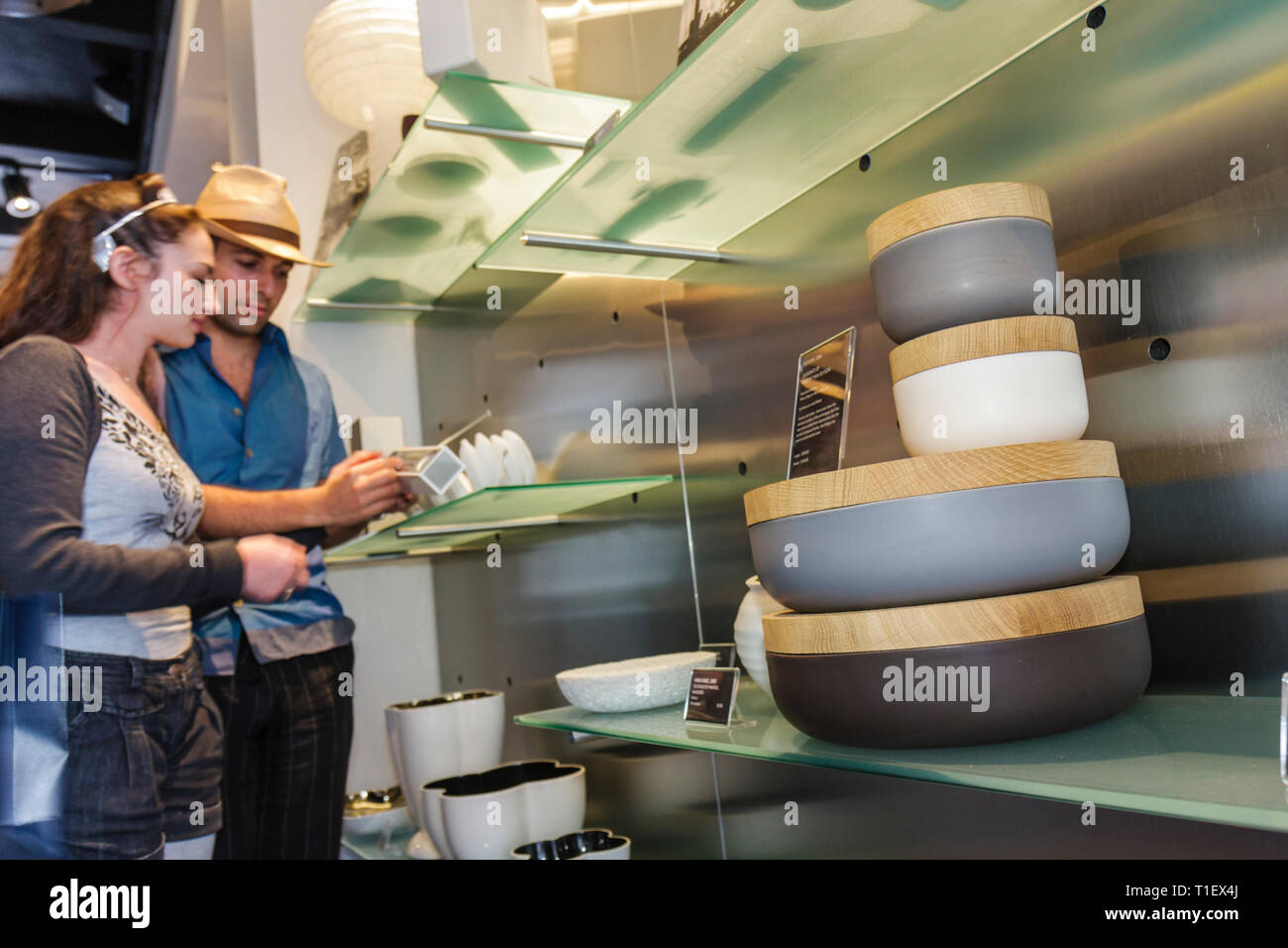 Miami Beach Florida,le Wolfsonian,FIU,Florida International University,FIU,design,musée,afficher collection de vente,arts décoratifs,moderne,cadeaux,Dynamo Banque D'Images