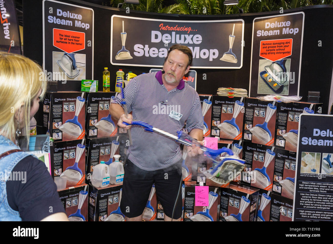 Miami Beach Florida, centre des congrès de Miami Beach, Spring Home Design & remodelage Show, exposant, shopping shopper shoppers magasins marchés m Banque D'Images