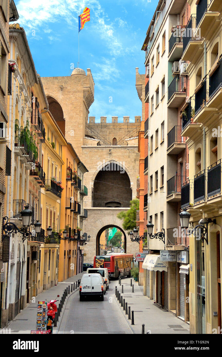 Valence, Espagne - juin 8, 2018 : Torres de Quart (Torres de Quart) une partie de l'ancien mur de la ville de Valence. Banque D'Images