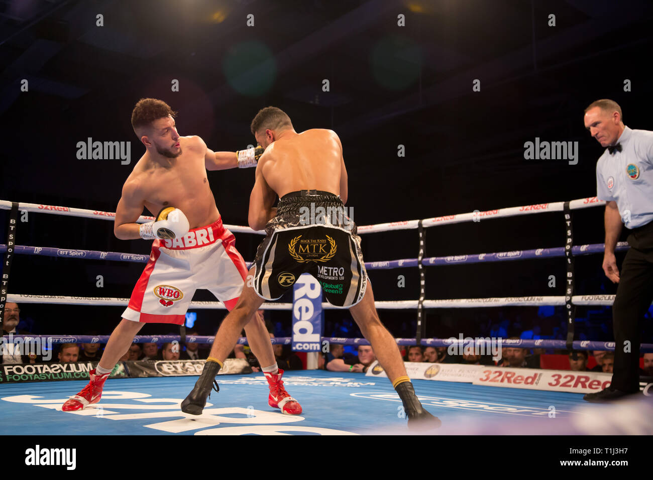 Leicester uk 23 mars 2019 l'arène européenne WBO Leicester Morningside International Super Lightweight Championship Sam Maxwell vs Sabri Sediri Banque D'Images