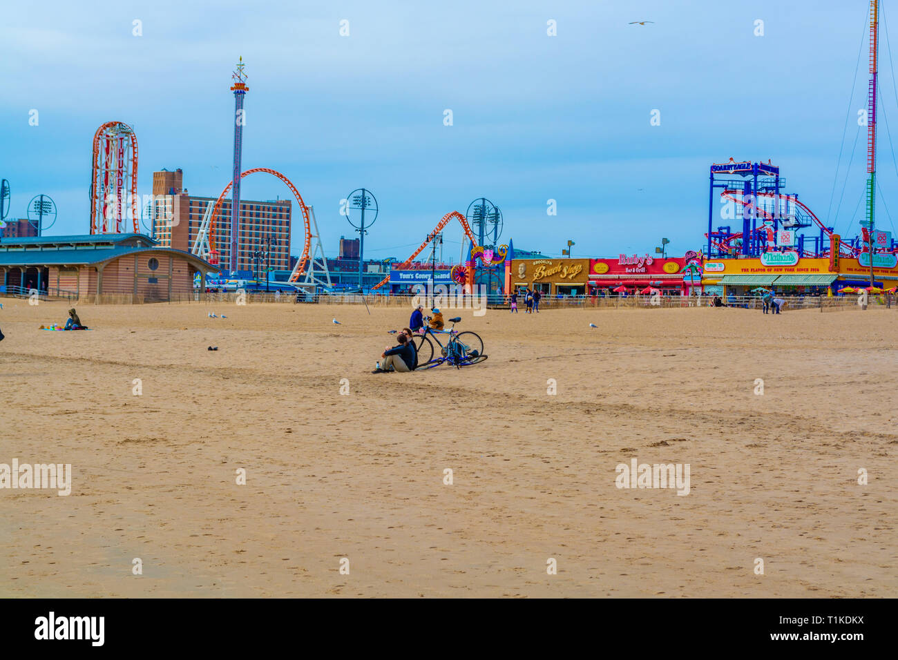 Vue sur le parc à thème de la plage. Coney Island, Brooklyn Banque D'Images